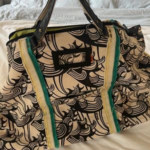 Parcel weekender bag